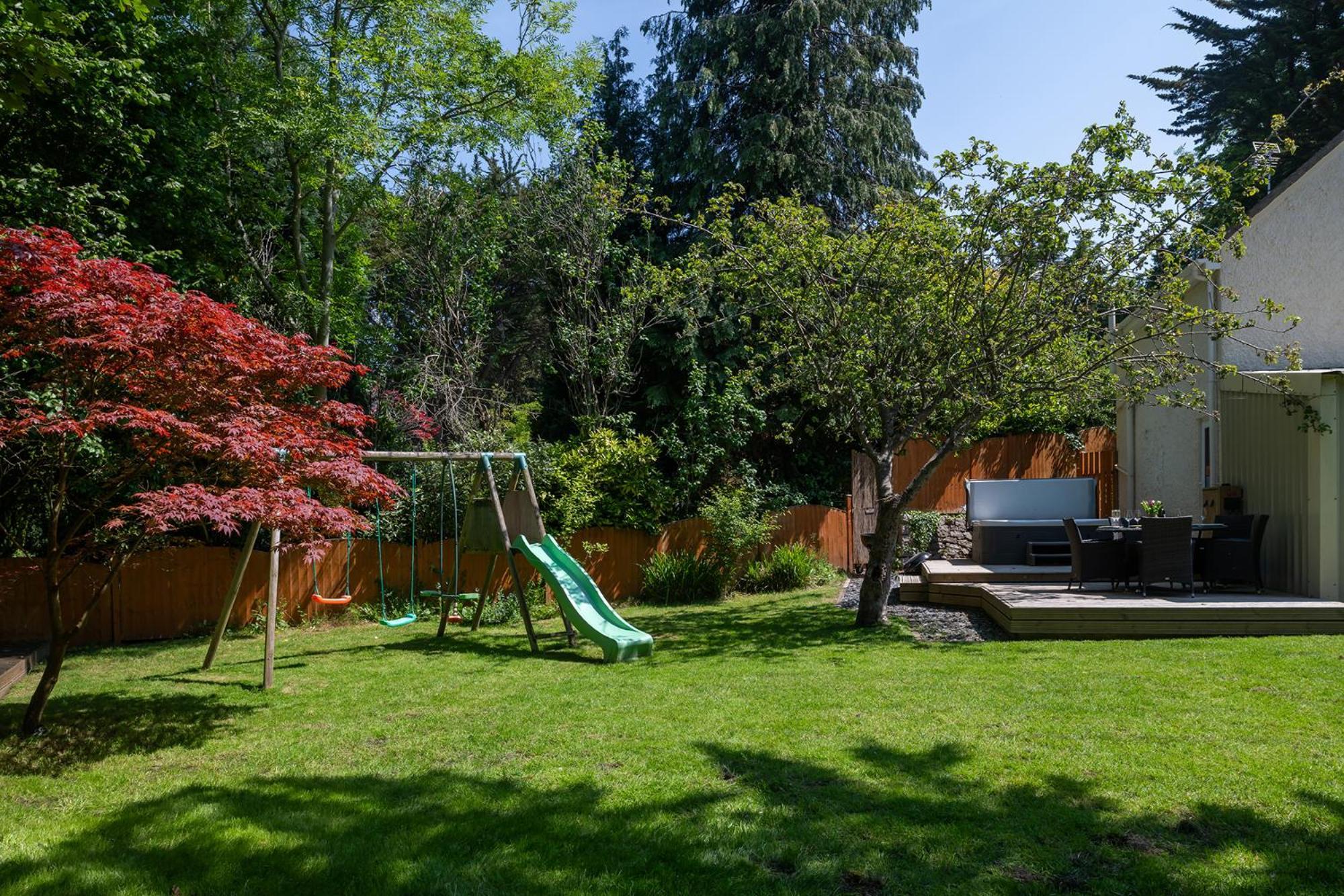 The Coachhouse - Cottage With Private Hot Tub Colwyn Bay Zewnętrze zdjęcie